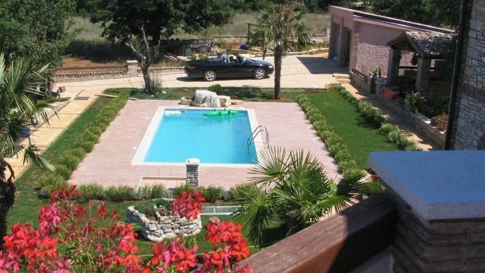 Ferienvilla Lucia Mit Pool Und Eigenem Tennisplatz Funtana Holiday home