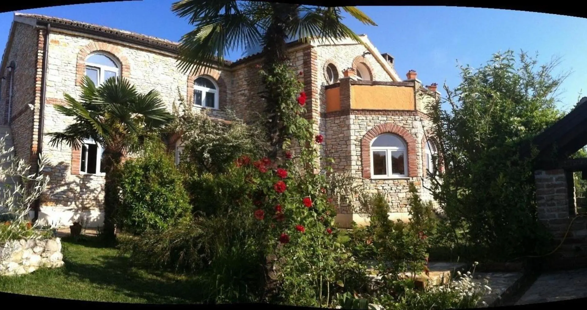 Ferienvilla Lucia Mit Pool Und Eigenem Tennisplatz Funtana Holiday home
